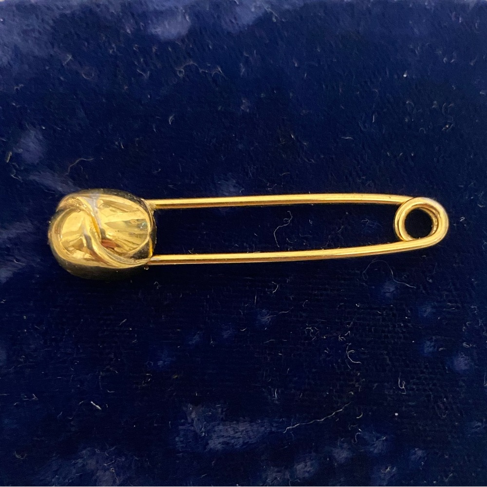 Vintage signed MONET safety pin brooch lapel pin